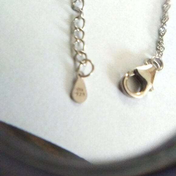 4 Singapore and 1 Delicate Rolo Silver Chains - Picture 10 of 11